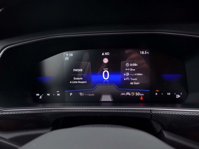 Fahrzeugabbildung Volkswagen T-Cross R-Line 1.0 TSI DSG | LED RFK ACC Navi