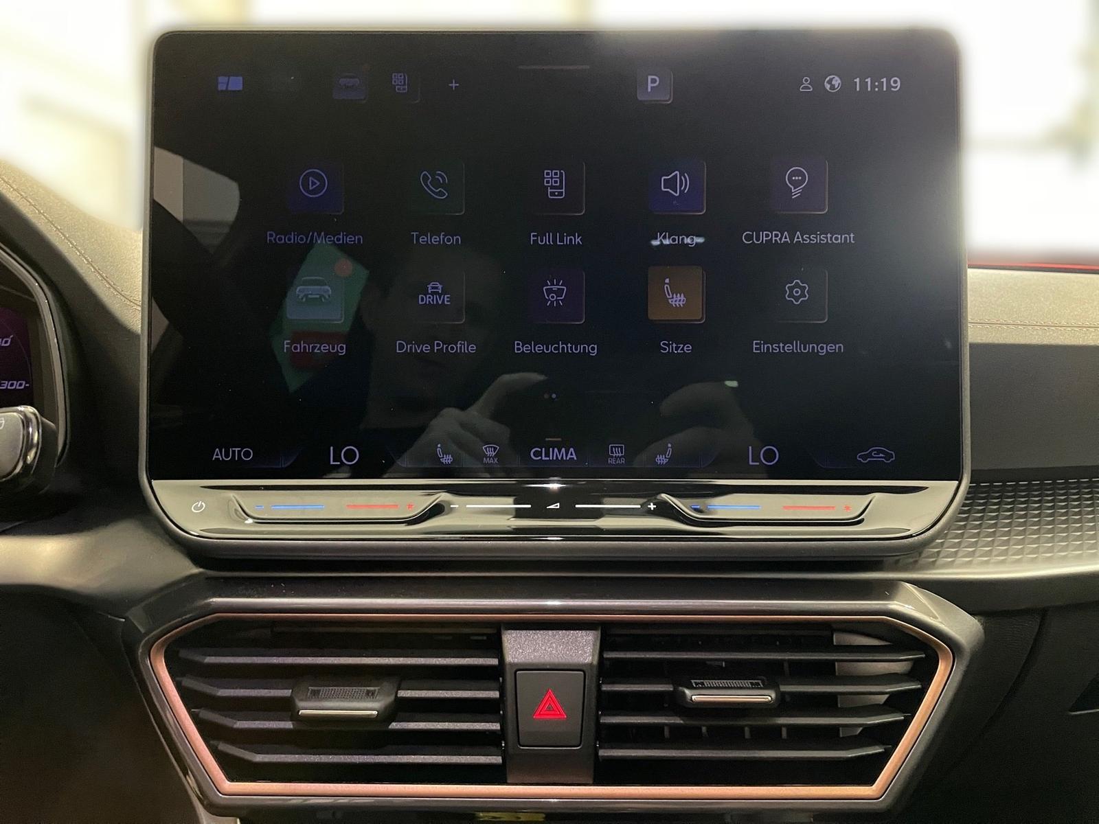 Cupra Leon 2.0 TSI VZ *SENNHEISER*PANO*KAMERA*, миниатюра 11