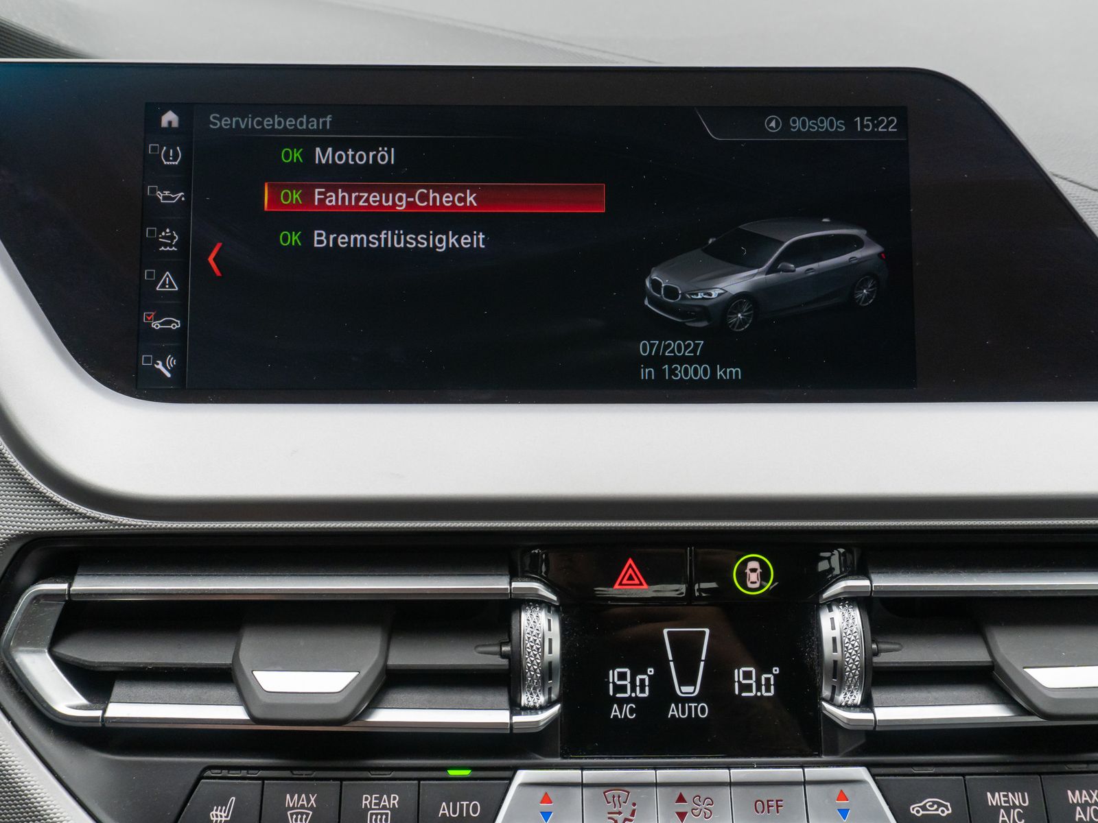 Fahrzeugabbildung BMW 116d Kamera DAB Sitzhzg LED Geschwindigkeitsreg