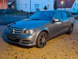 Mercedes-Benz C 200 CDI T BlueEFFICIENCY AVANTGARDE AVANTGARDE - Mercedes-Benz C 200 aus 2011 mit Diesel-Antrieb: Kombi