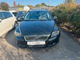 Volvo V50 KombiT5 Summum 2.5 Leder AHK PDC Sitzheizung - Volvo V50 Gebrauchtwagen in Hannover