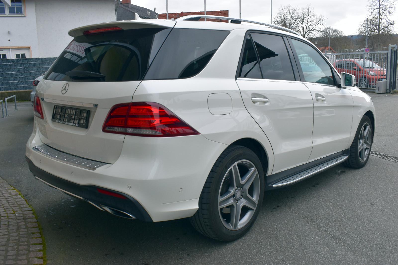 Mercedes-Benz GLE350 d 4Matic*AMG*Pano* Massage*AHK* LED*Voll*