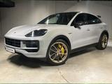 Porsche Cayenne Turbo E-Hybrid Coupe mit GT-Paket |PDCC - Porsche Cayenne Coupe-Turbo-mit-GT-Paket