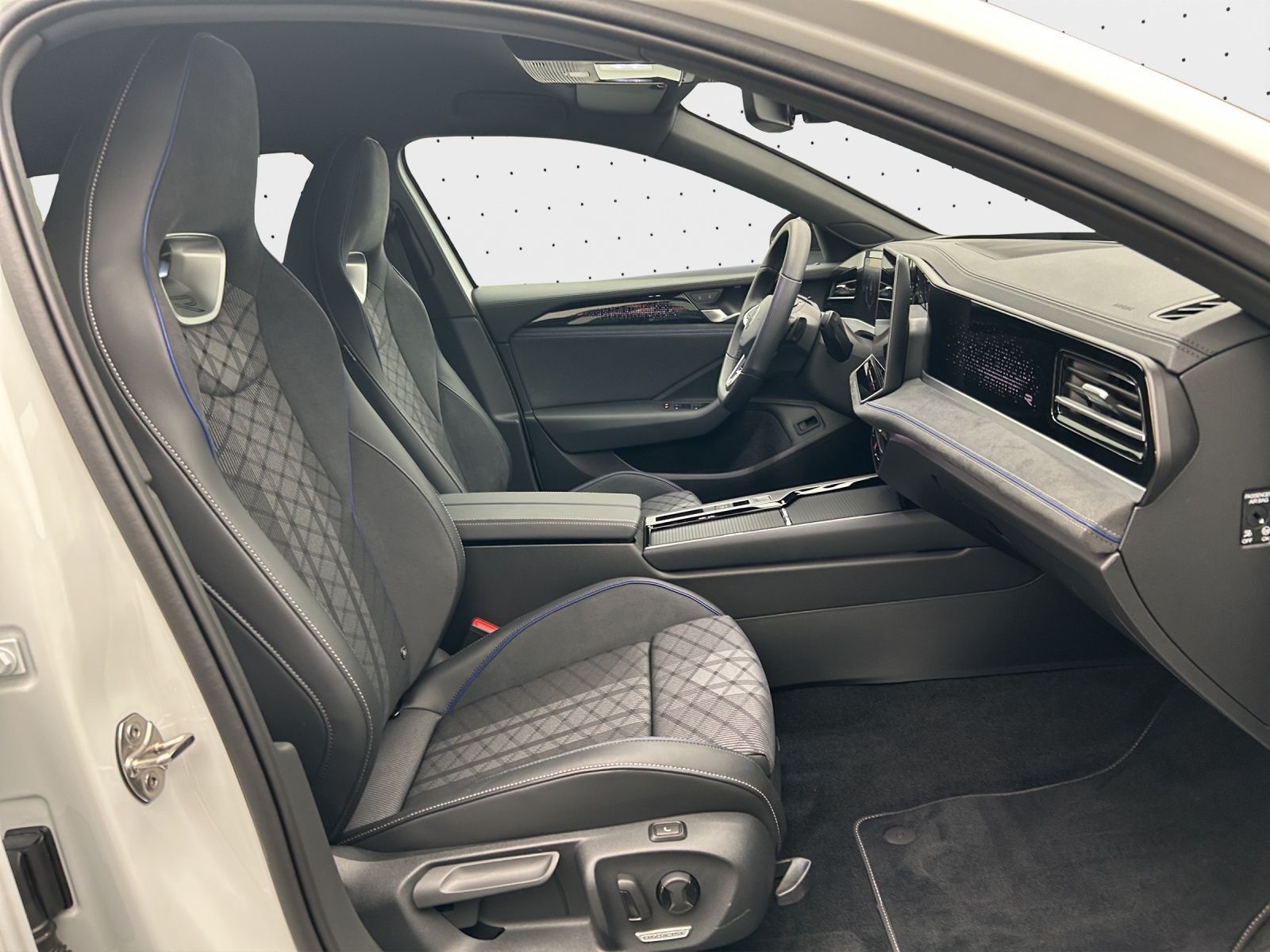 Volkswagen Passat - Bild 6