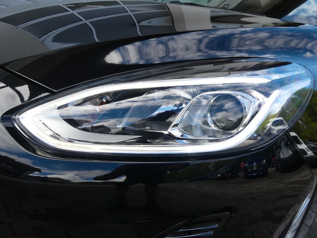 FORD Fiesta Titanium FORD Fiesta Titanium