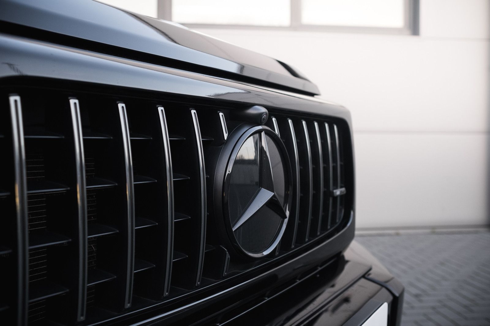 Fahrzeugabbildung Mercedes-Benz G 63 AMG -Burmester Sound-BRABUS-Felgen-Auspuff