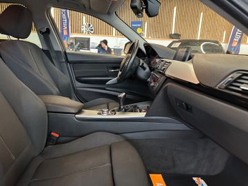 BMW 318 d Limousine *Klima*SHZ*Navi*PDC*Bi-Xenon*