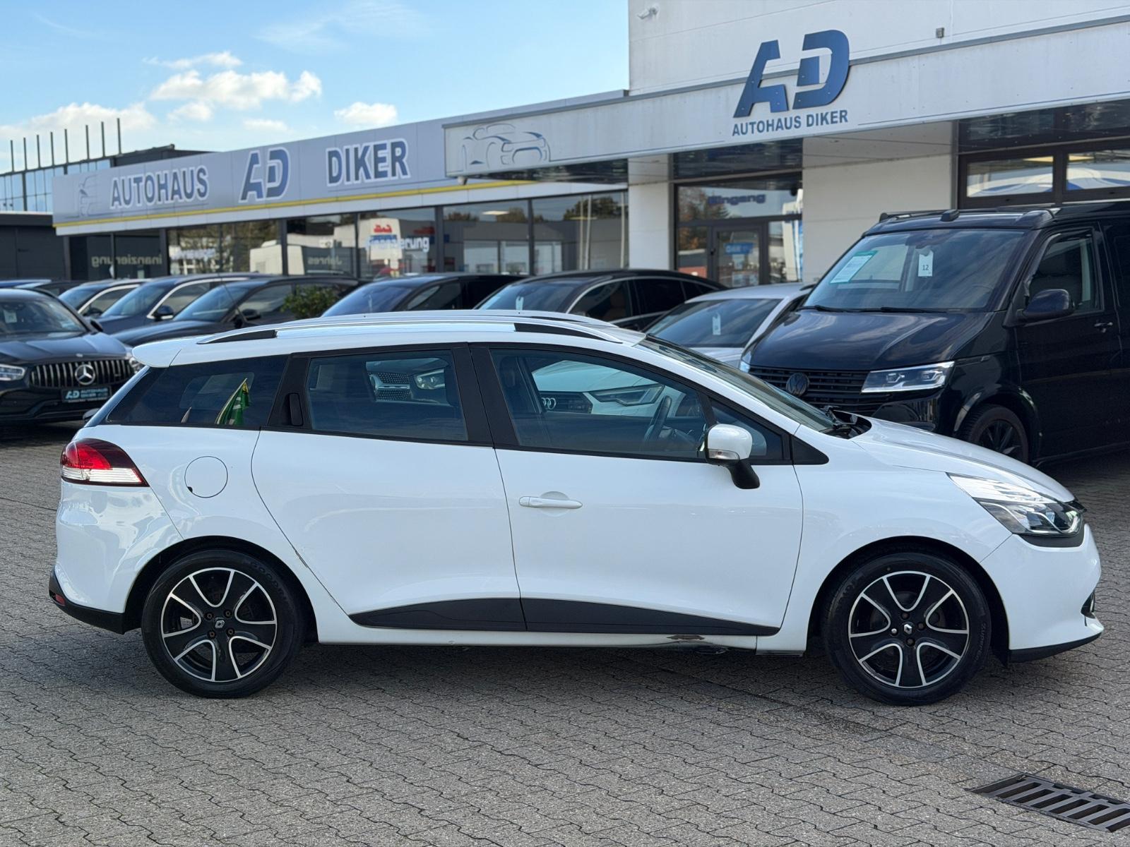 Renault Clio 2013 — interior