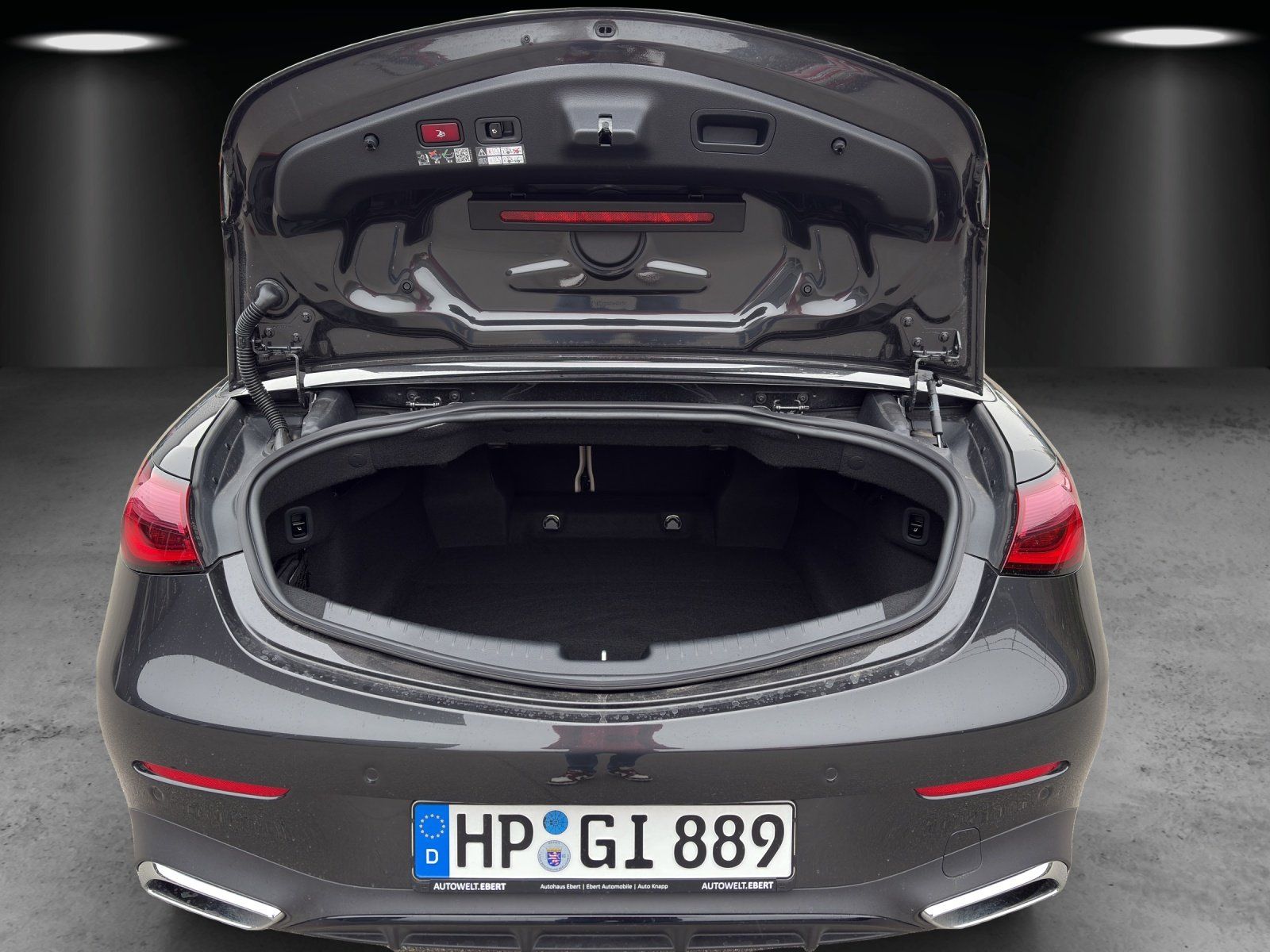Fahrzeugabbildung Mercedes-Benz CLE 300 4MATIC Cabriolet AMG HeadUp AHK Burmeste