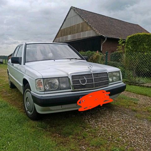 Mercedes-Benz Mercedes 190E 1,8 H Zulassung durch repariert