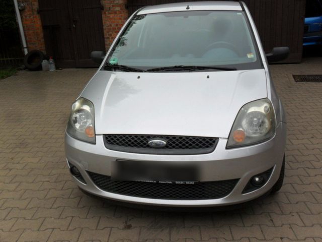 Ford Fiesta 1,3 Li ,Tüv bis  9/2026