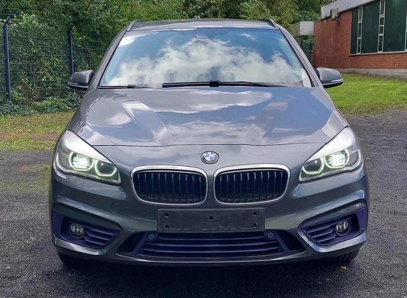 BMW 220i  Aut. /"Sport Line"/LED-Sch./Komfortz./Navi