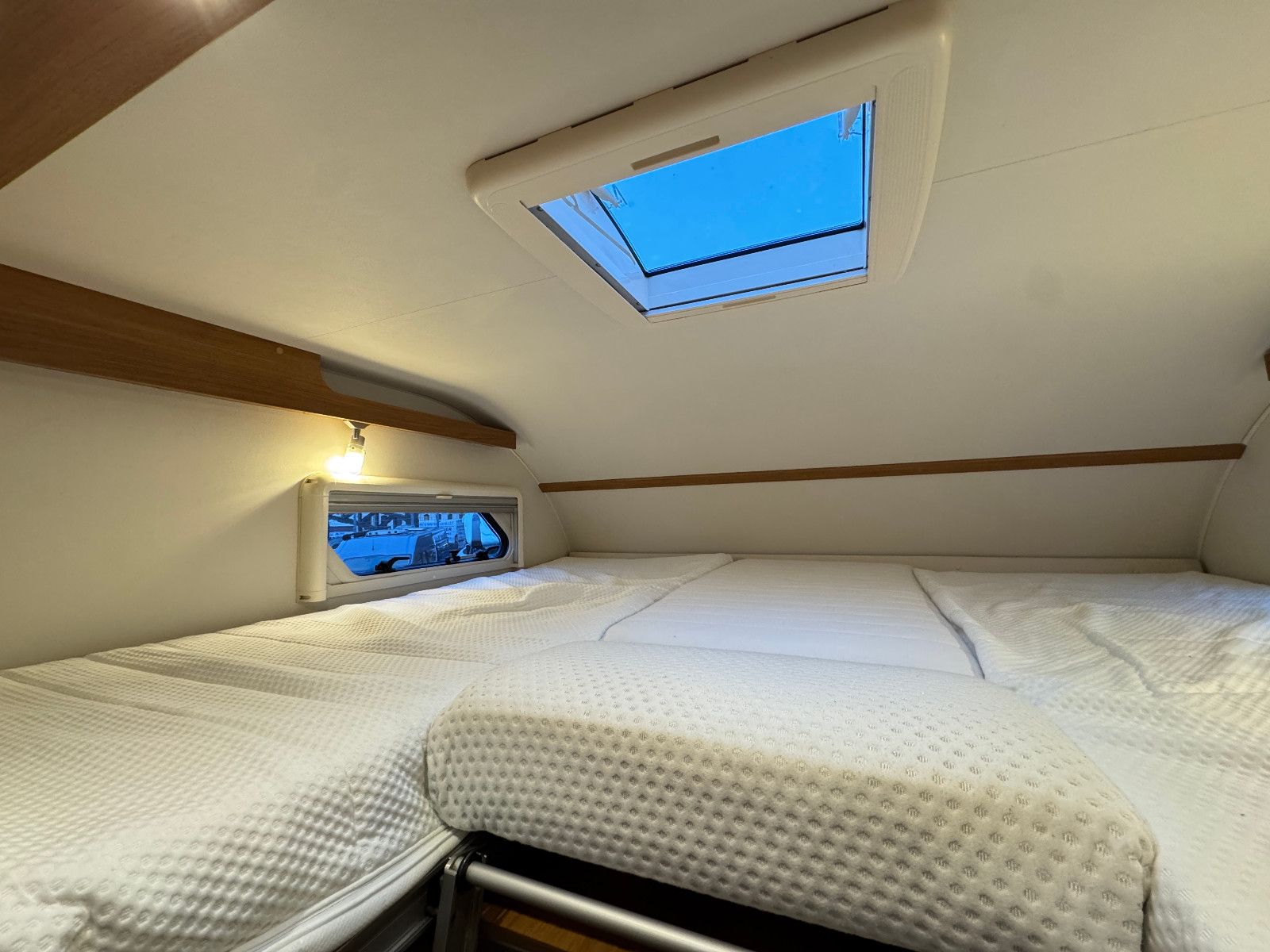 Fahrzeugabbildung Dethleffs ALPA 6820-2 ESPRIT COMFORT AUTOMATIK MEGA VOLL