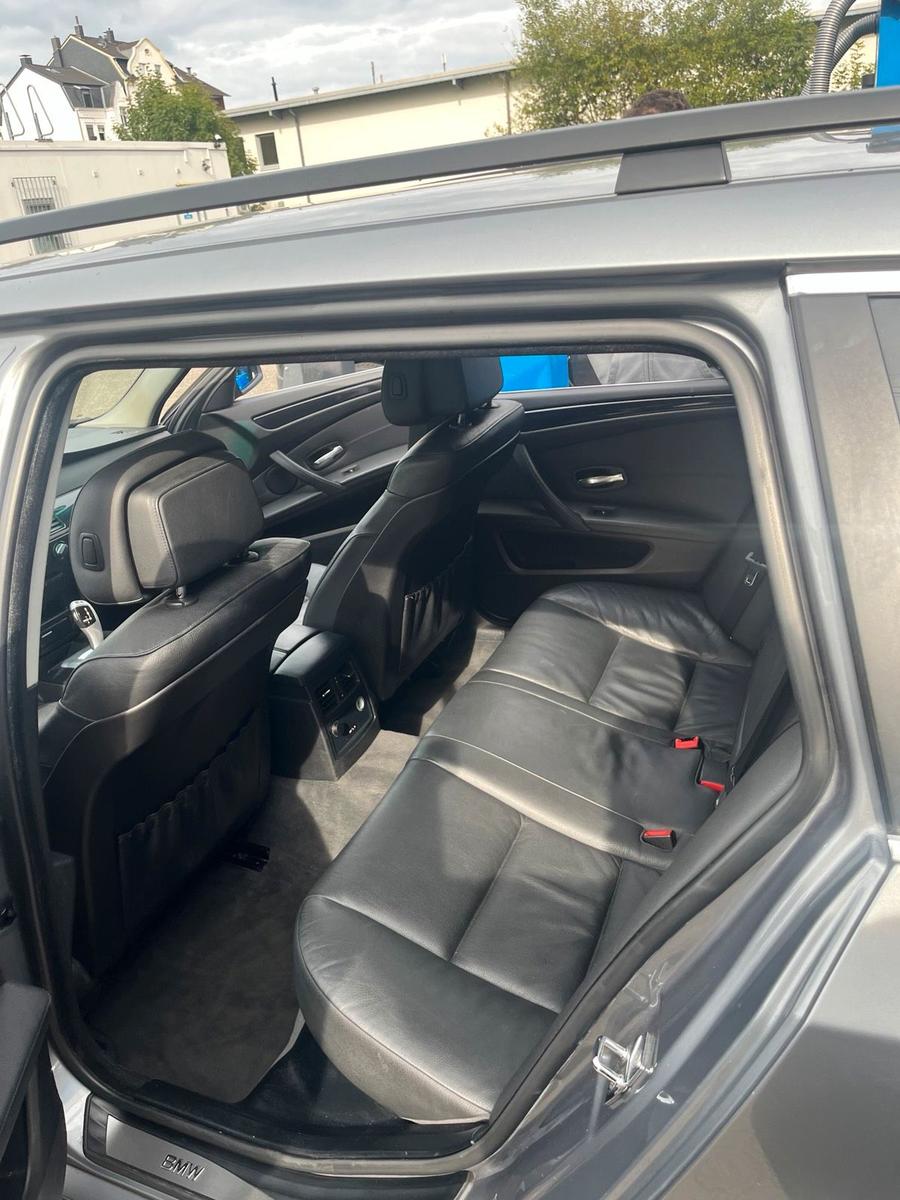 BMW 520 2009 — photo 14
