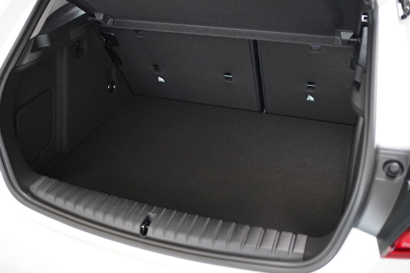 Fahrzeugabbildung BMW 118iA Advantage +LED+Navigation+Einparkhilfe+