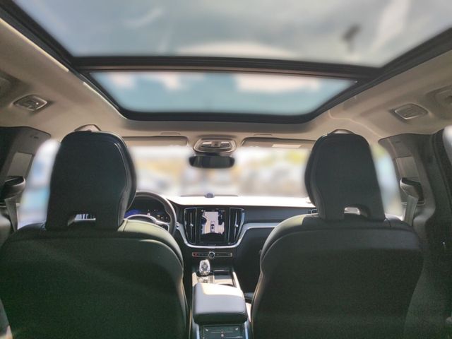 VOLVO V60 B4 (Bild 23 von Array)