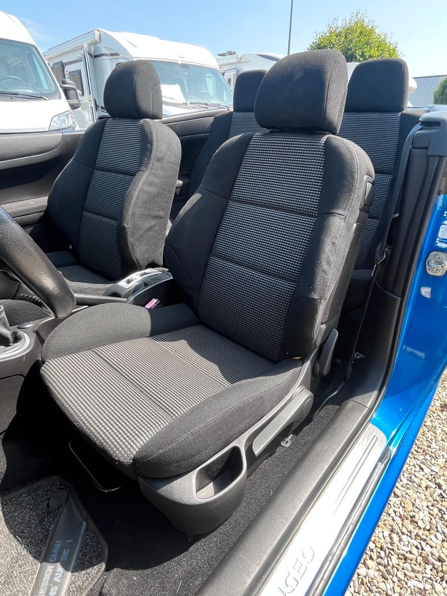 Fahrzeugabbildung Peugeot 307CC Cabrio