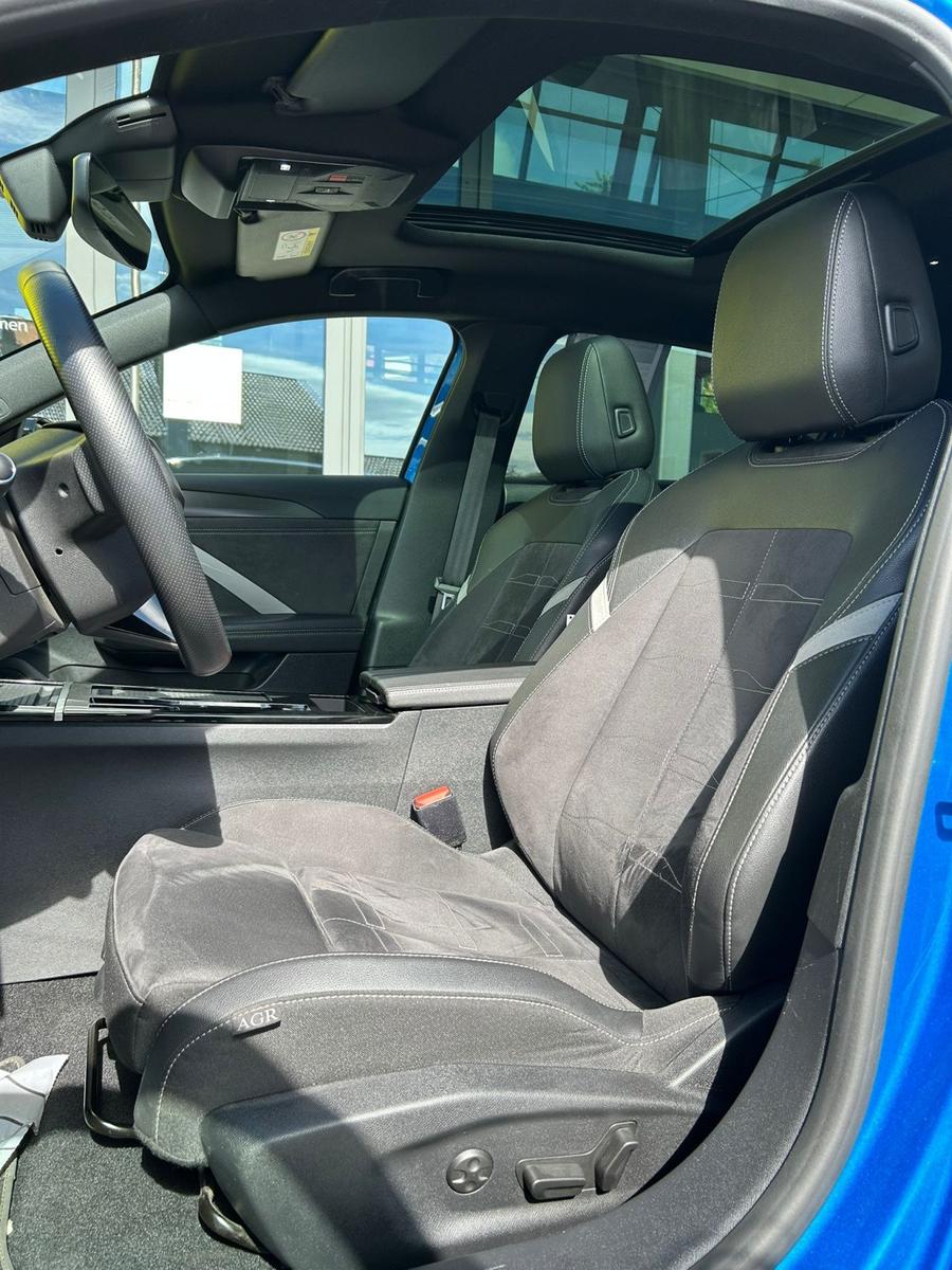 Opel Astra L Electric GS **Panoramadach*Navi*SHZ*