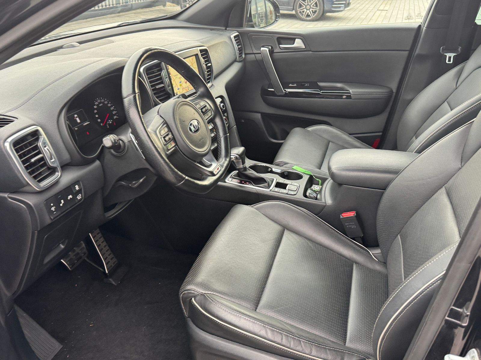 Fahrzeugabbildung Kia Sportage GT-Line 4WD