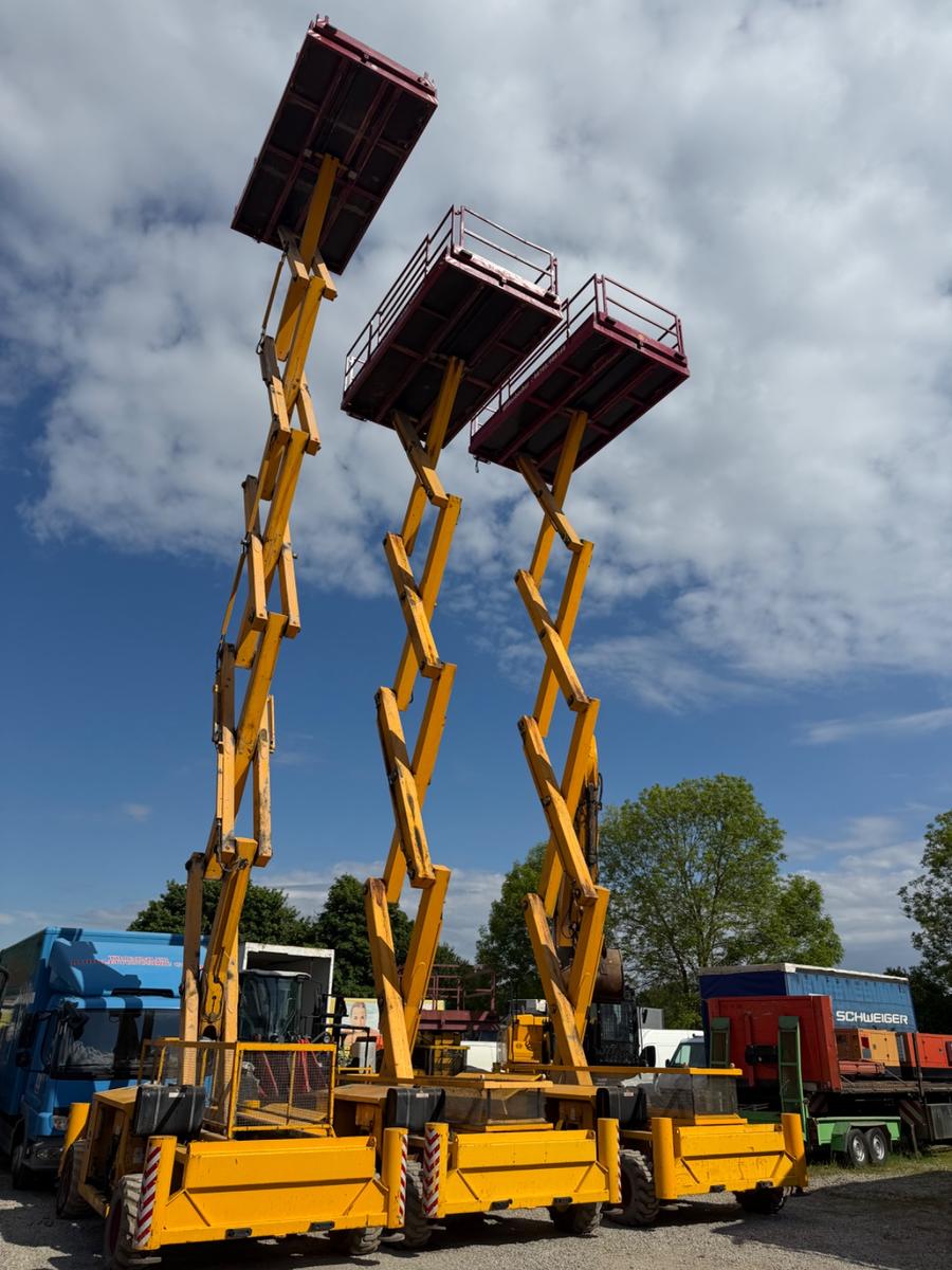 Andere HollandLift Q135DL24-4WD15.50m,B165DL25-4 18.50m