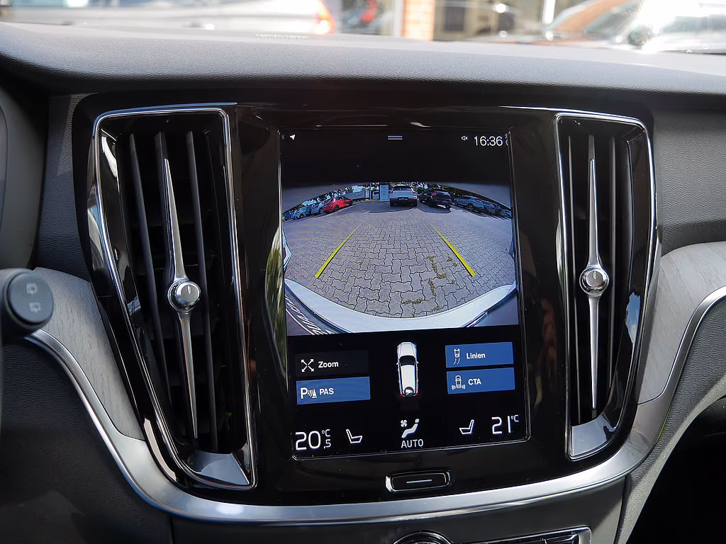 Volvo V60 Cross Country B5 AWD Pro, миниатюра 18