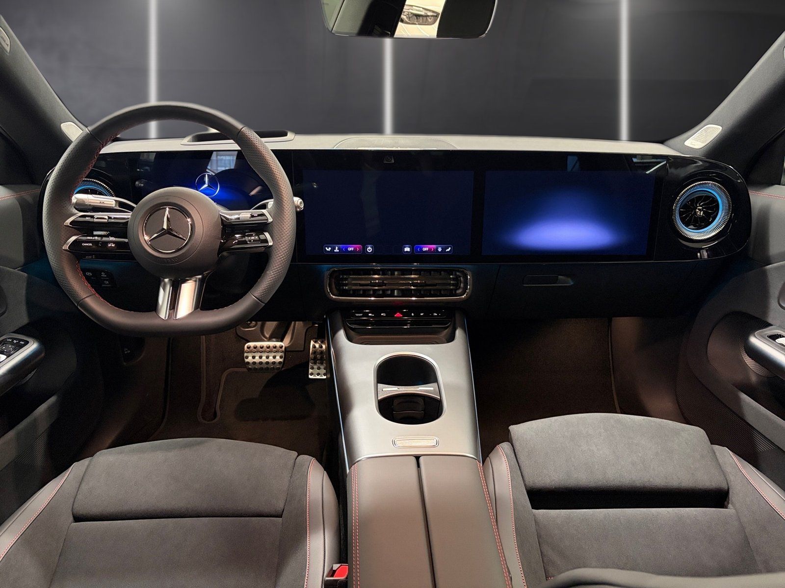 Fahrzeugabbildung Mercedes-Benz CLA 220 4M AMG*Burmes*360*HeadUp*Superscreen*AHK