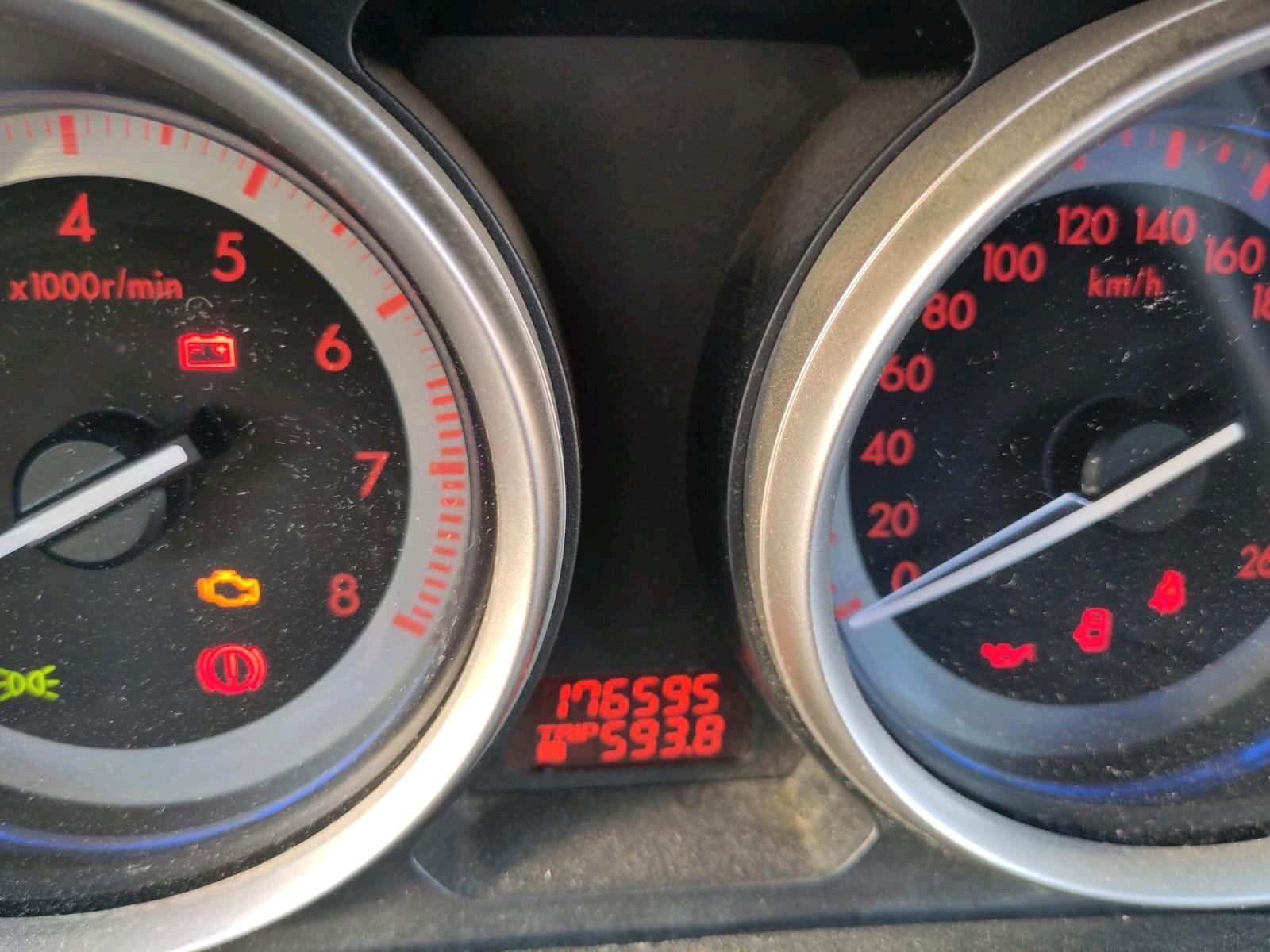 Mazda  2012 — photo 8