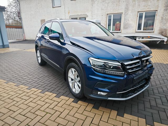 Volkswagen Tiguan Highline BMT/Start-Stopp 4Motion Pano Nav