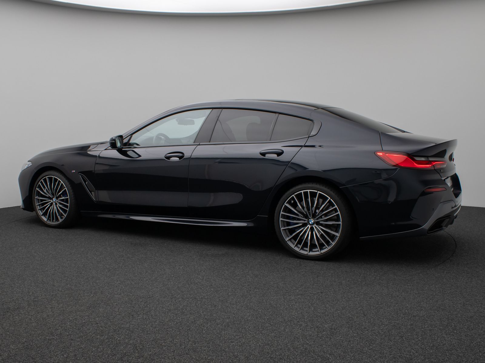 Fahrzeugabbildung BMW M850i xD GC Panorama 360° Laser HUD H/K SoftCl