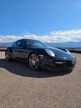 Porsche 997 Turbo Coupé - Porsche 911 Urmodell mit Halbautomatikschaltung