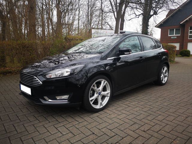 Ford Focus MK3 Facelift Baujahr 2015