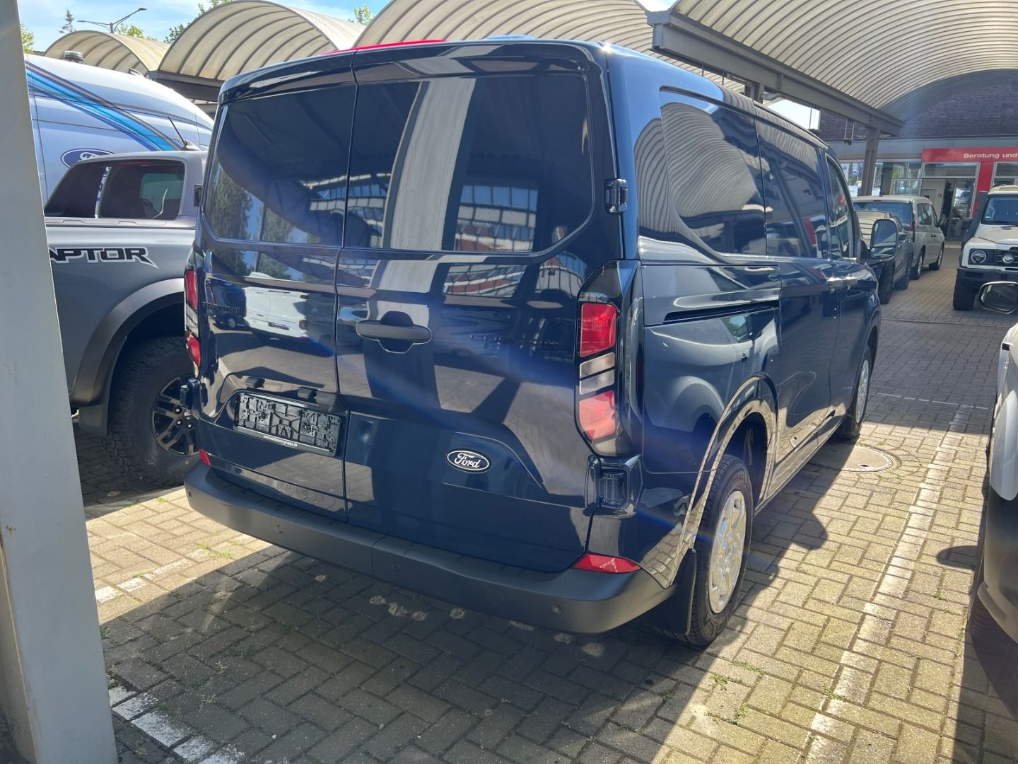Fahrzeugabbildung Ford Transit Custom Kasten 280 L1 Trend FWD 2.0 110PS
