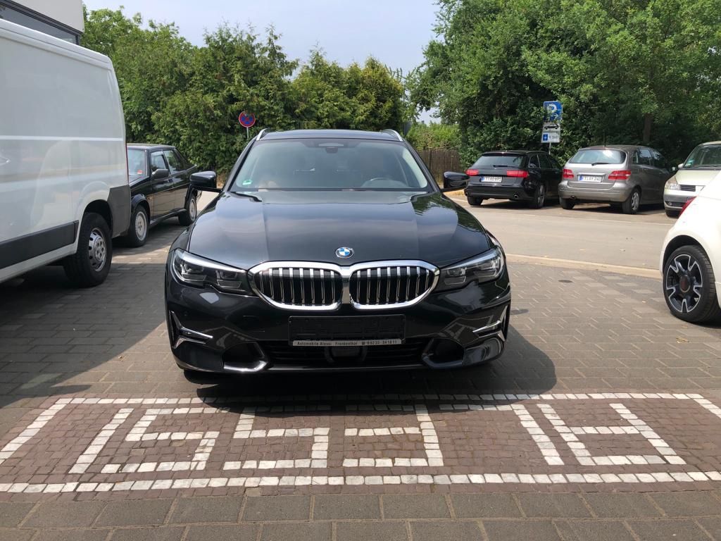 2020 BMW 320
