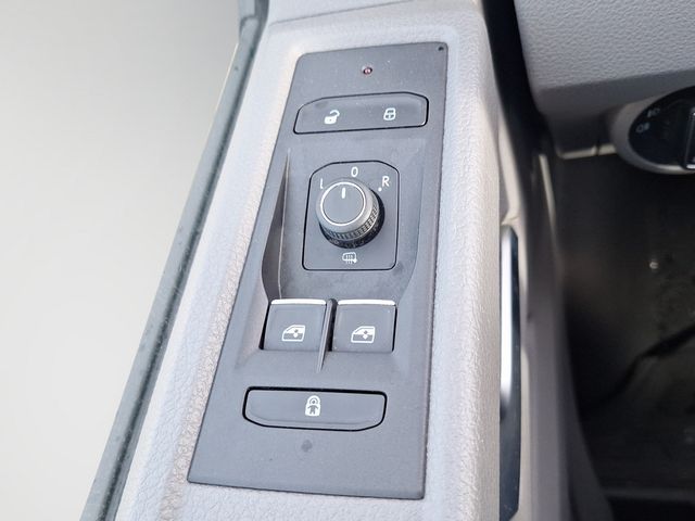 T6.1 Caravelle Trendline DSG kurzer Radstand Kli