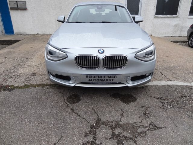 Fahrzeugabbildung BMW 116 i/Automatik/1.Hd/Kamera/Navi/Xenon/AHK/