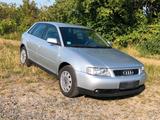 Audi A3 1.6 - 5-türig - TÜV bis April 2027 - Audi A3 aus 2003: 1.6