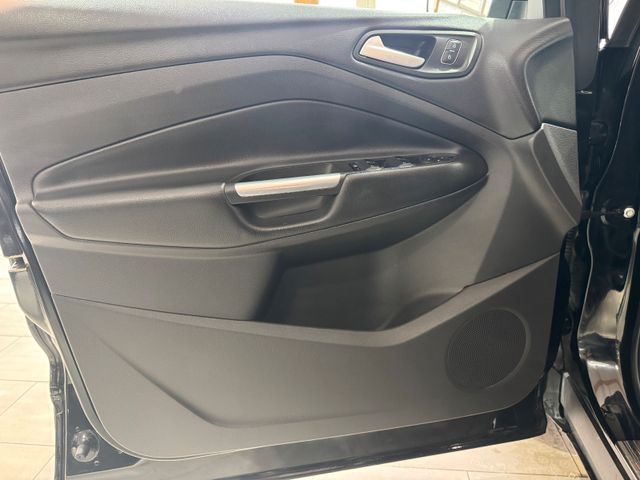 Ford Kuga Cool & Connect