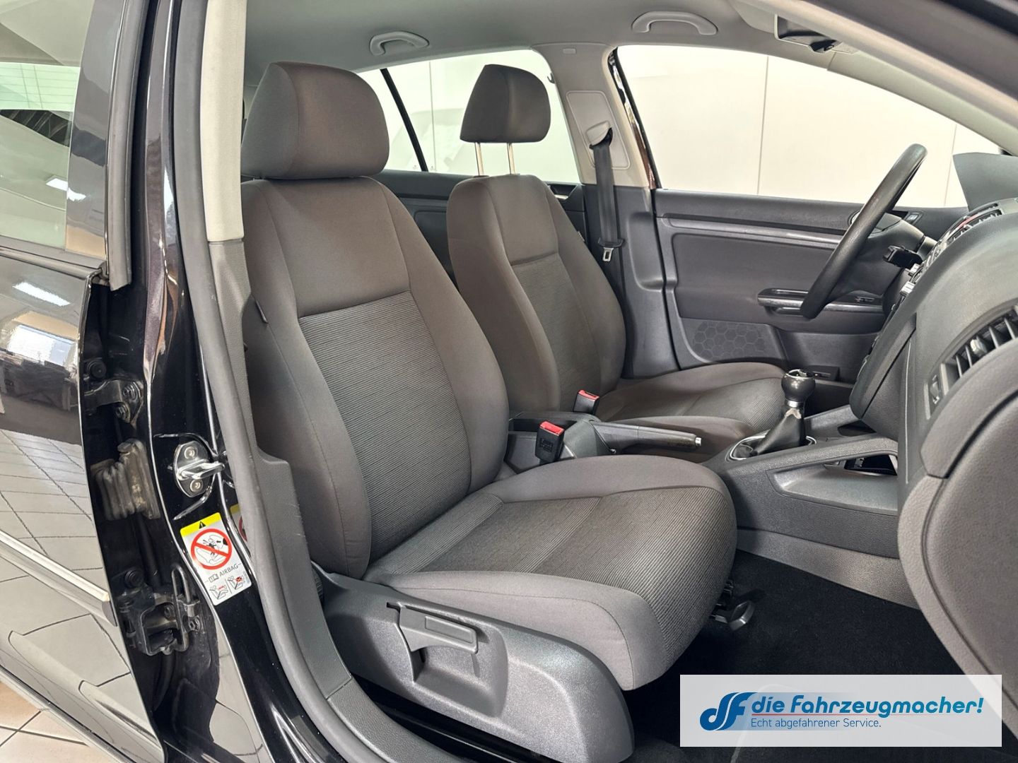 Fahrzeugabbildung Volkswagen Golf V 1,4 LPG Edition 1.HAND Temp Regensensor K