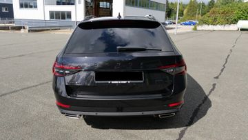 Skoda Superb Combi Sportline 2.0 TSI DSG 4x4 PANO STHZ