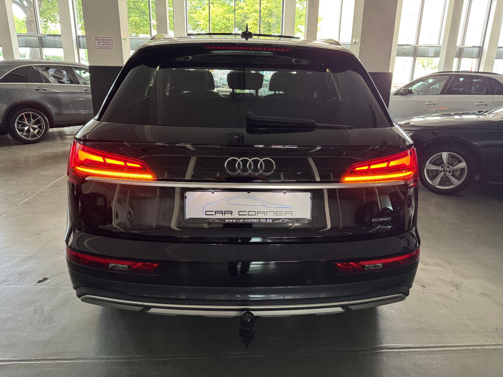 Fahrzeugabbildung Audi Q5 TDI 4X4 ADVANCED SPORT PANO MATRIX B&0 VOLL