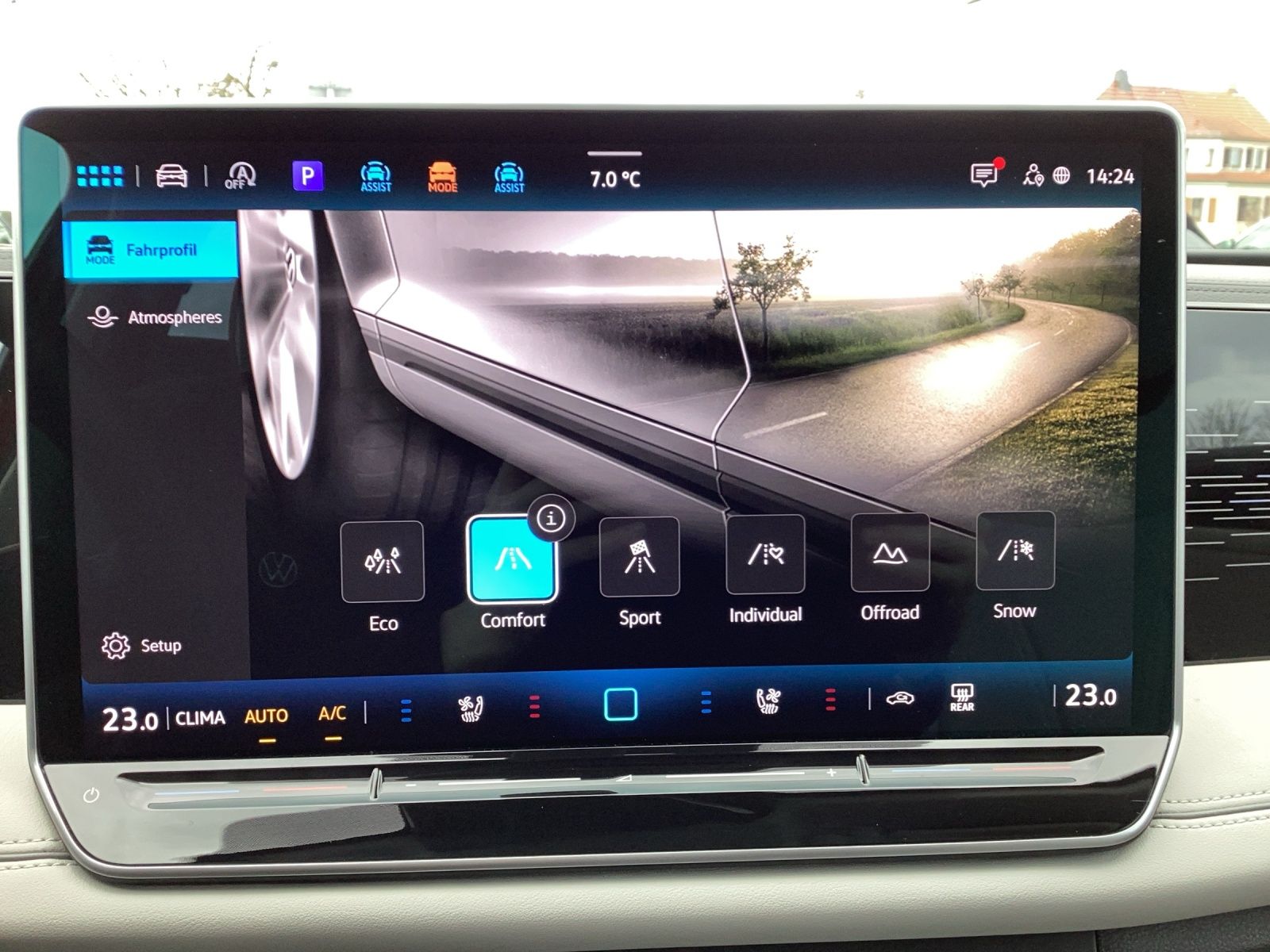 Fahrzeugabbildung Volkswagen Tiguan Elegance TDI DSG 4M IQ.Light ACC STHZ SHZ