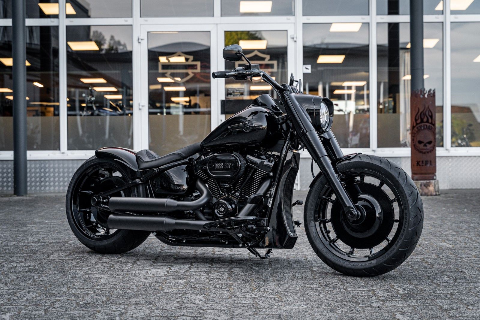 Fahrzeugabbildung Harley-Davidson DARK FAT BOY FLFBS 114 MY24 -KESSTECH-
