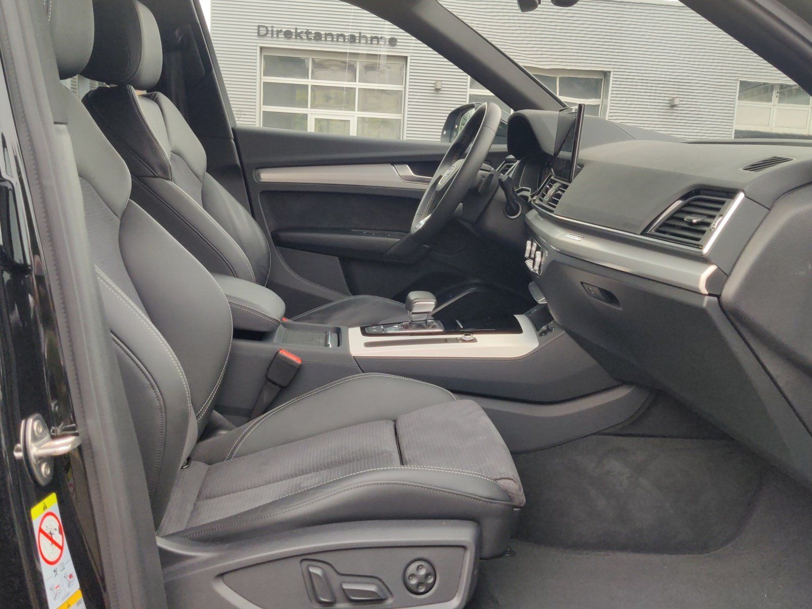 Fahrzeugabbildung Audi Q5 Sportback 40 2.0 TDI quattro S-Line AHK,HUD