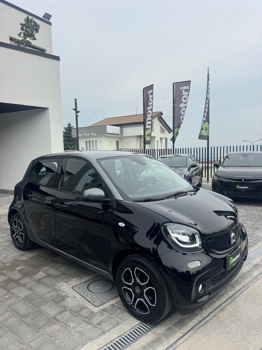 SMART ForFour