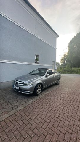 Mercedes-Benz Mercedes C220 CDI Coupé W204 Pano, H+K