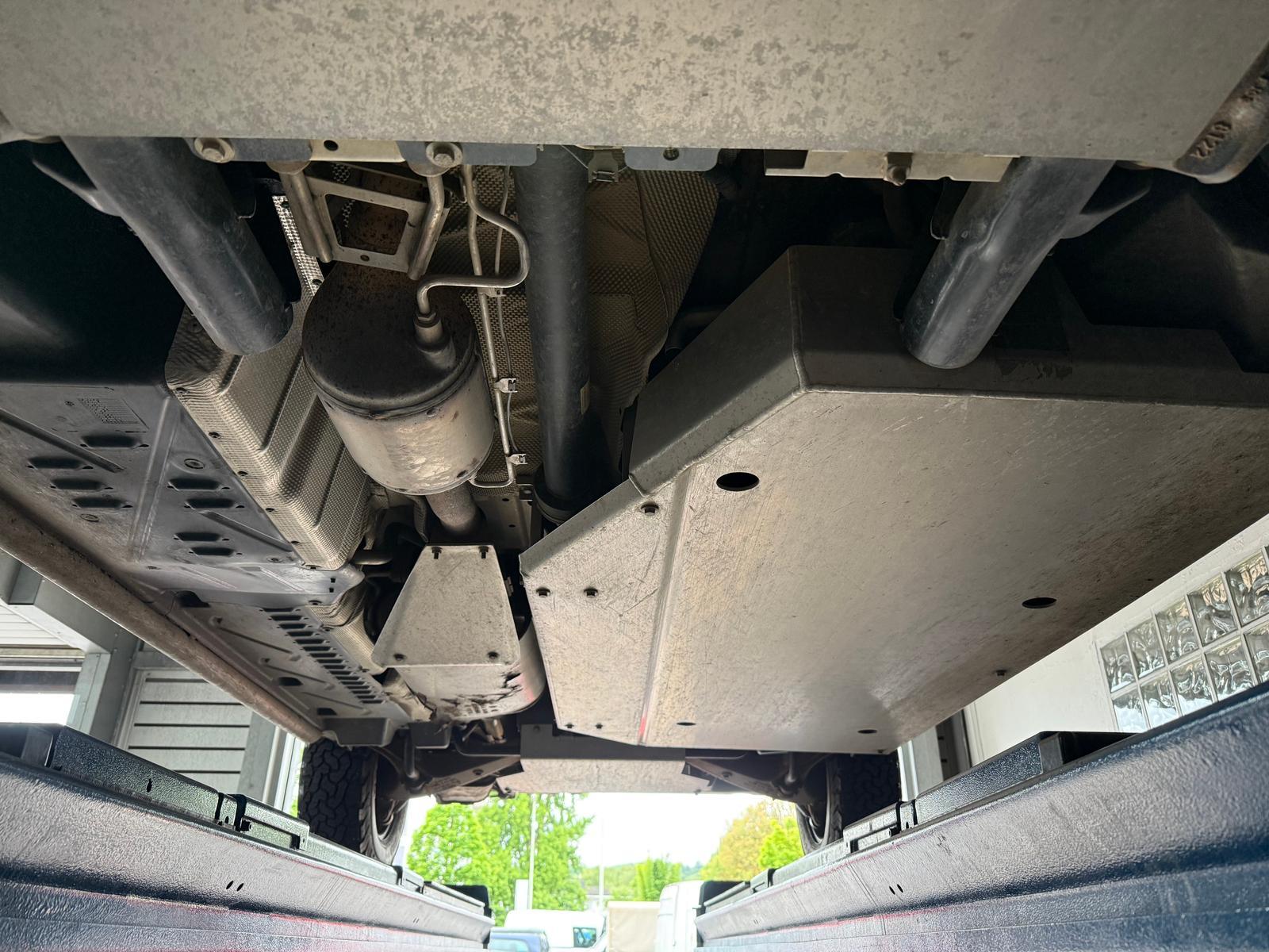 Volkswagen T5 WIDDER 4MOTION ROCKTON SEIKEL BUNDESWEHR OFFR