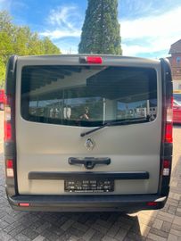 Renault Trafic - 6