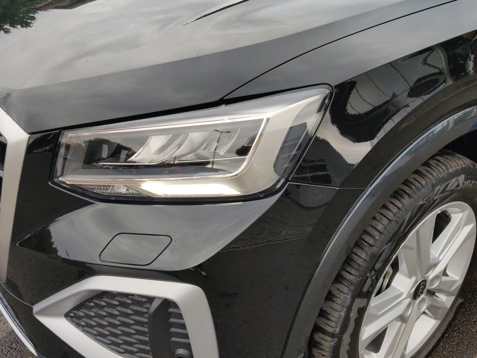 Fahrzeugabbildung Audi Q2 advanced 35 TFSI AHK,Kamera,LED,Navi,PDC,SHZ