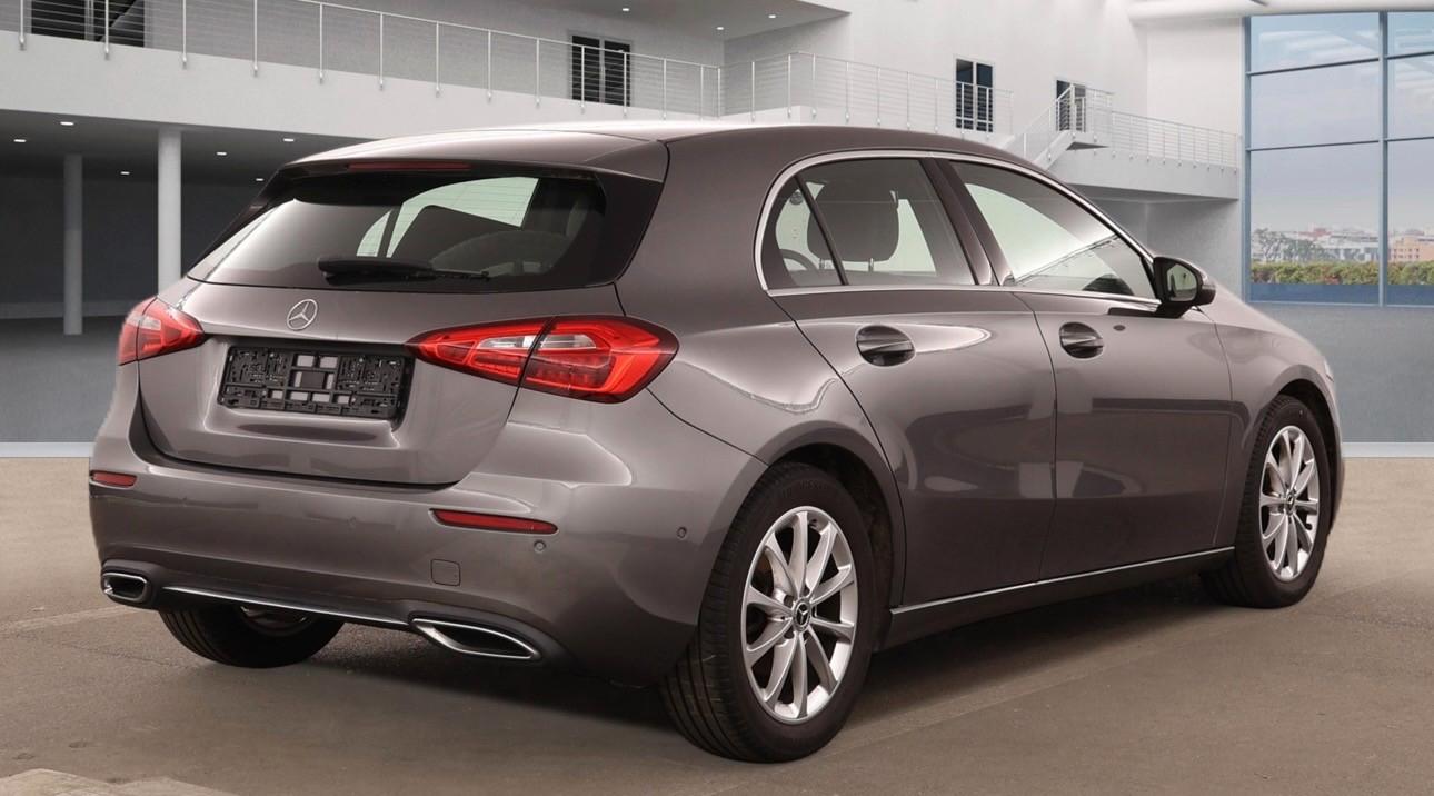 Mercedes-Benz A 180 7G-DCT *1 Hand*Ambiente.Be*Kamera