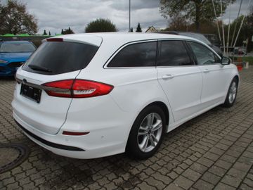 Ford Mondeo Turnier Titanium Automatik + NAVI + PDC